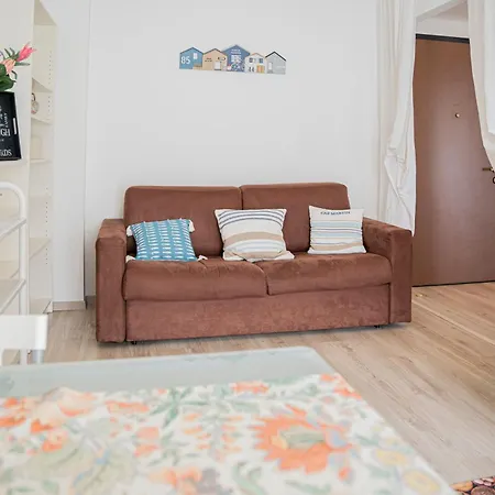 073c - Casa Con Attico Privato, 10 Minuti Dal Mare Spiaggie A Piedi アパート ラッパロ