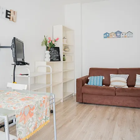 Daire 073c - Casa Con Attico Privato, 10 Minuti Dal Mare Spiaggie A Piedi
