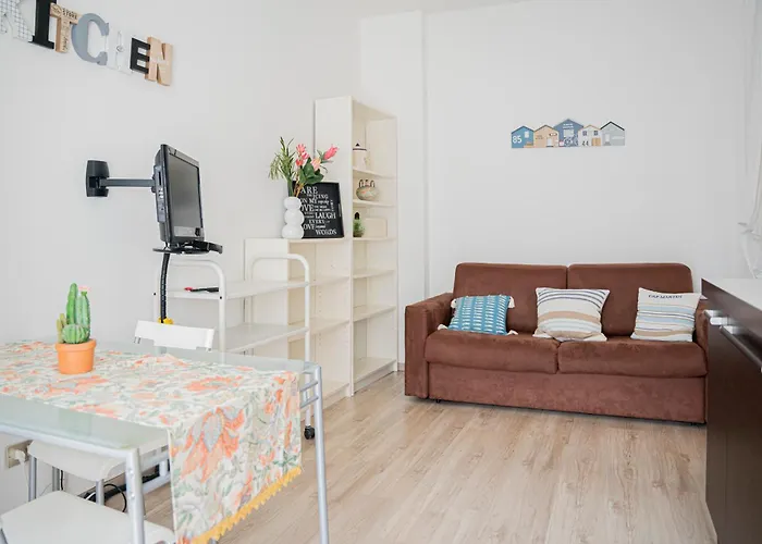 Apartment 073c - Casa Con Attico Privato, 10 Minuti Dal Mare Spiaggie A Piedi